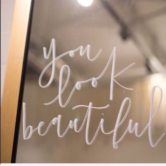 NEW•16•TIMELESS WHITE BLAZER WITH GOLD BUTTONS - Picture 6 of 7